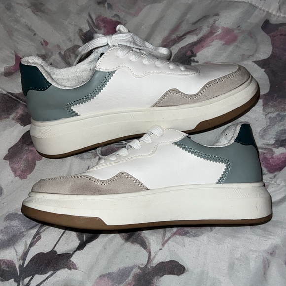 Color block sneakers - Picture 4 of 4